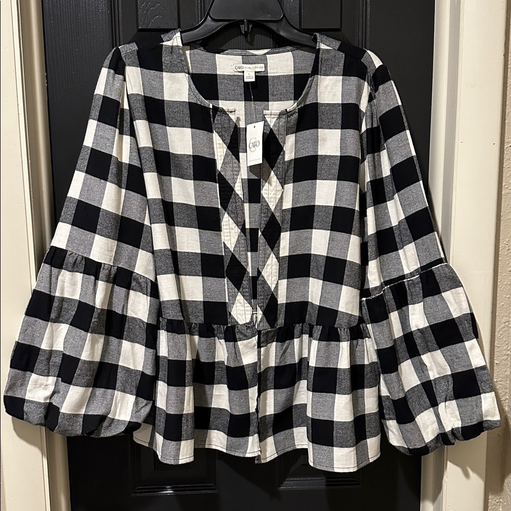 Cato Buffalo Check Open Front Peplum Top with Balloon Sleeves. Large. NWT